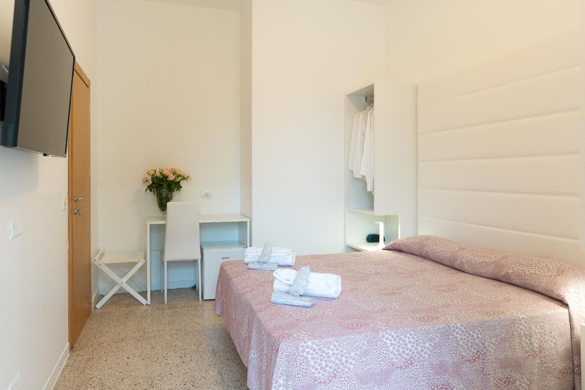 Hotel Ninfea Cattolica
